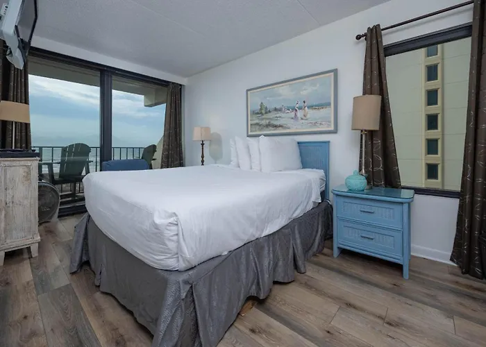 Apartment Island Winds East 309