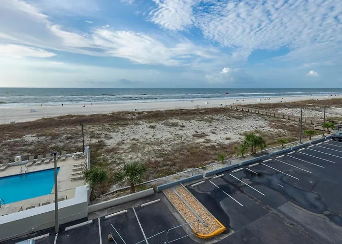 Apartment Island Winds East 309 *